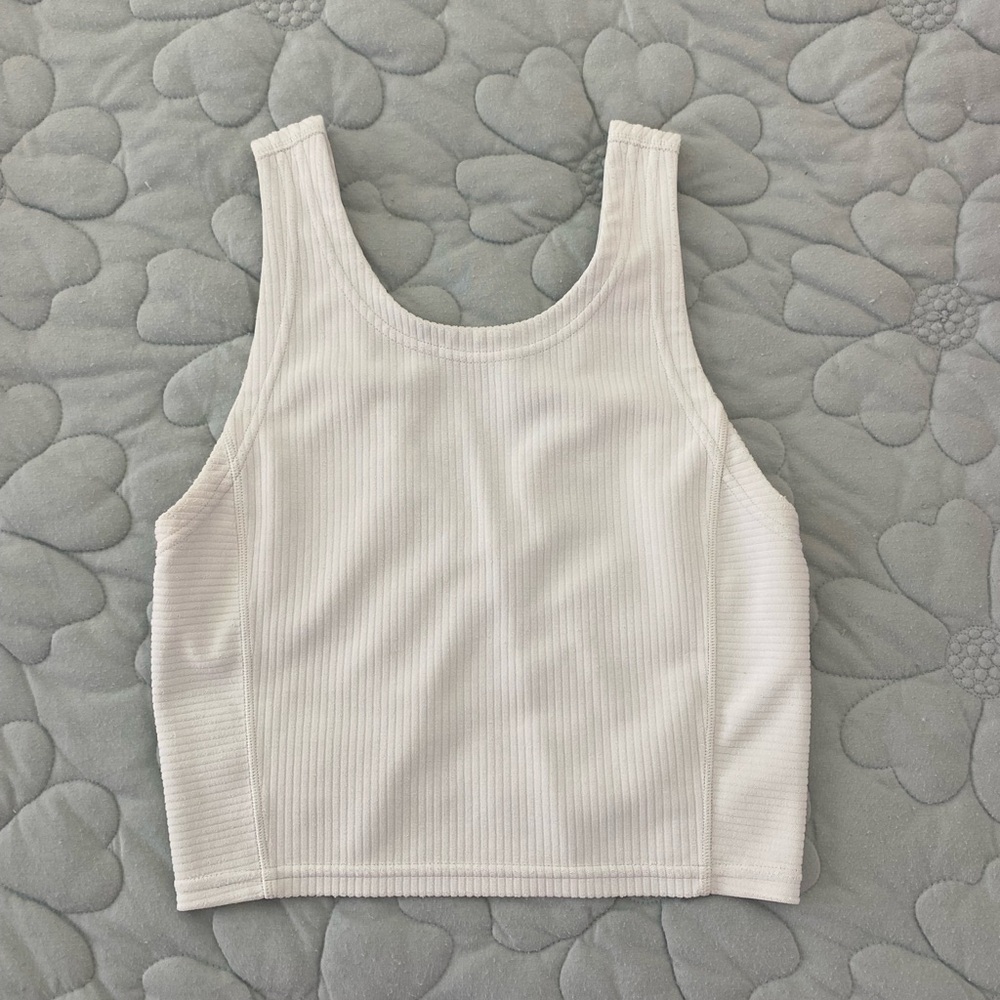 Lululemon Ribbed Softstreme Cropped Tank Top Size 2